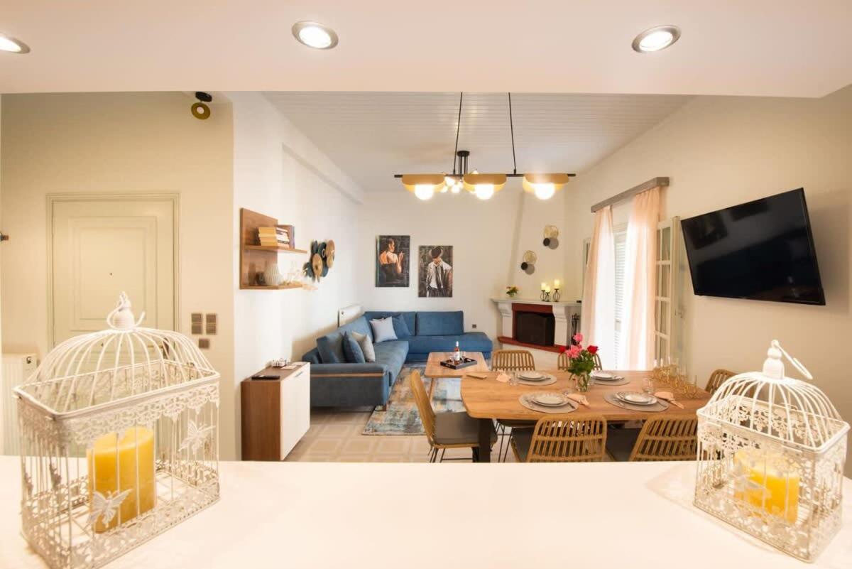 Dolce Favola Nomad Casa - Kalamata'S City Getaway Esterno foto